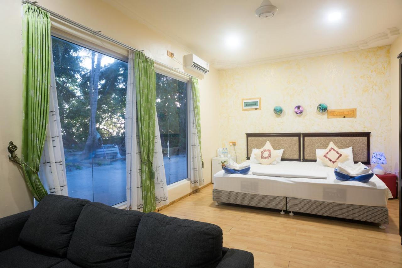 Coral Queen Villa, Ukulhas Exterior photo